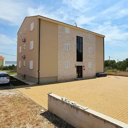 Insula Apartment