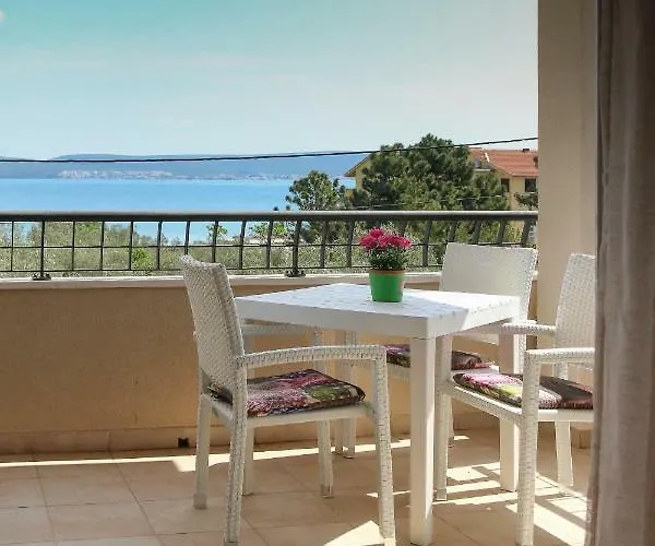 Insula * Dobropoljana