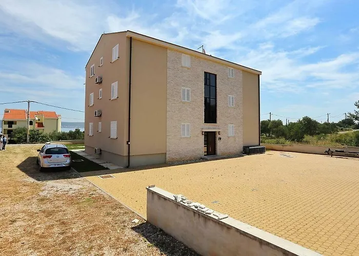 Insula Apartment